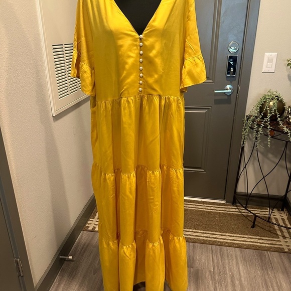 Dress women’s - Picture 2 of 7